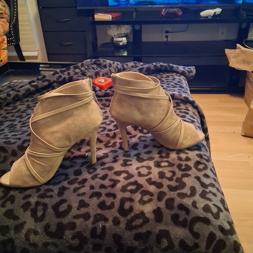 Elegant Tan High Heels